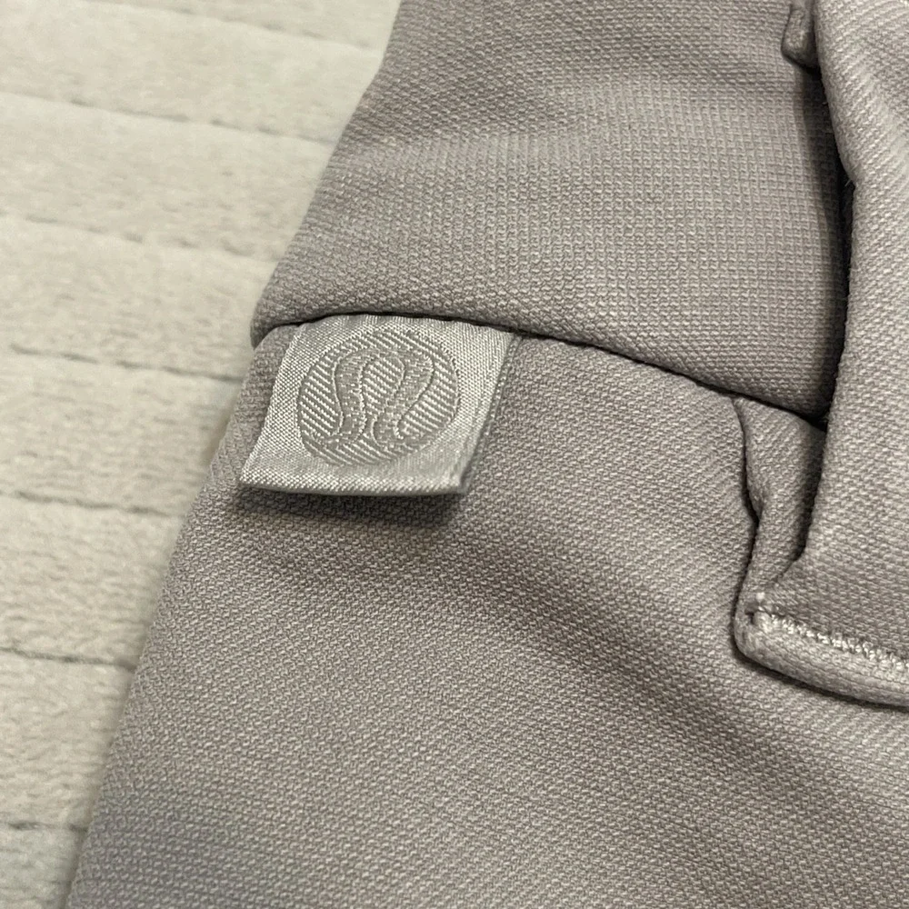 Lululemon Commission Shorts Men 33 Beige Stretch 8